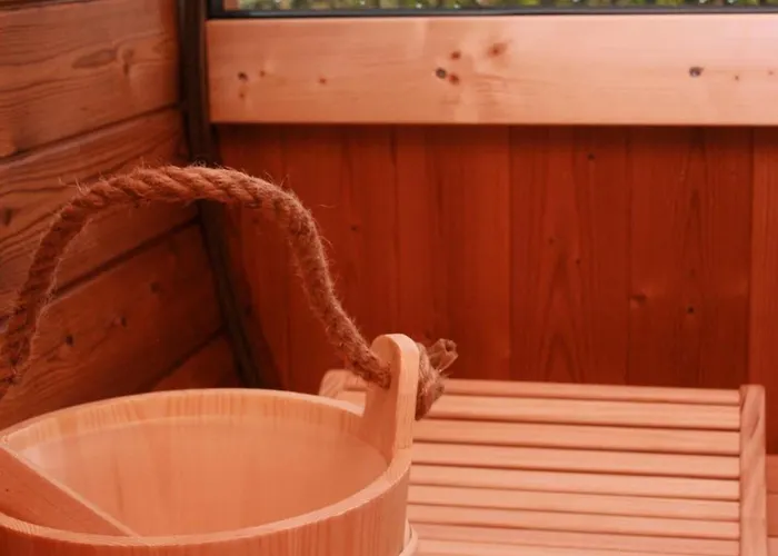 Idyllische - Mit Garten Und Sauna