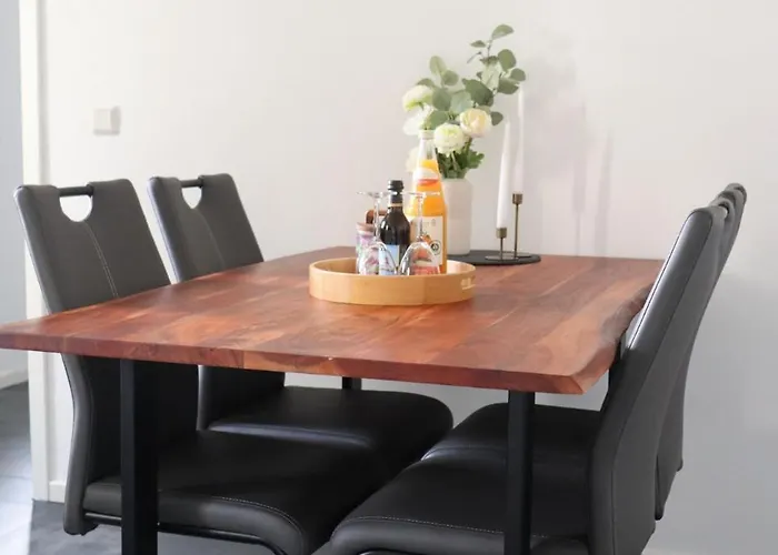 Idyllische - Mit Garten Und Sauna Daire